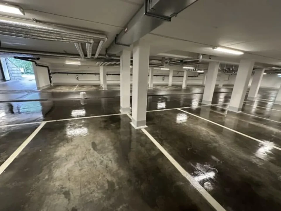 Ytförstärkt garagegolv