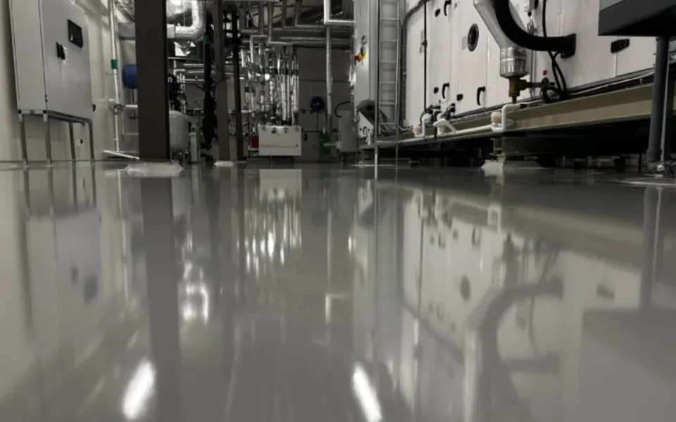 Fläktrum med elastiskt PU-golv, Lidingö