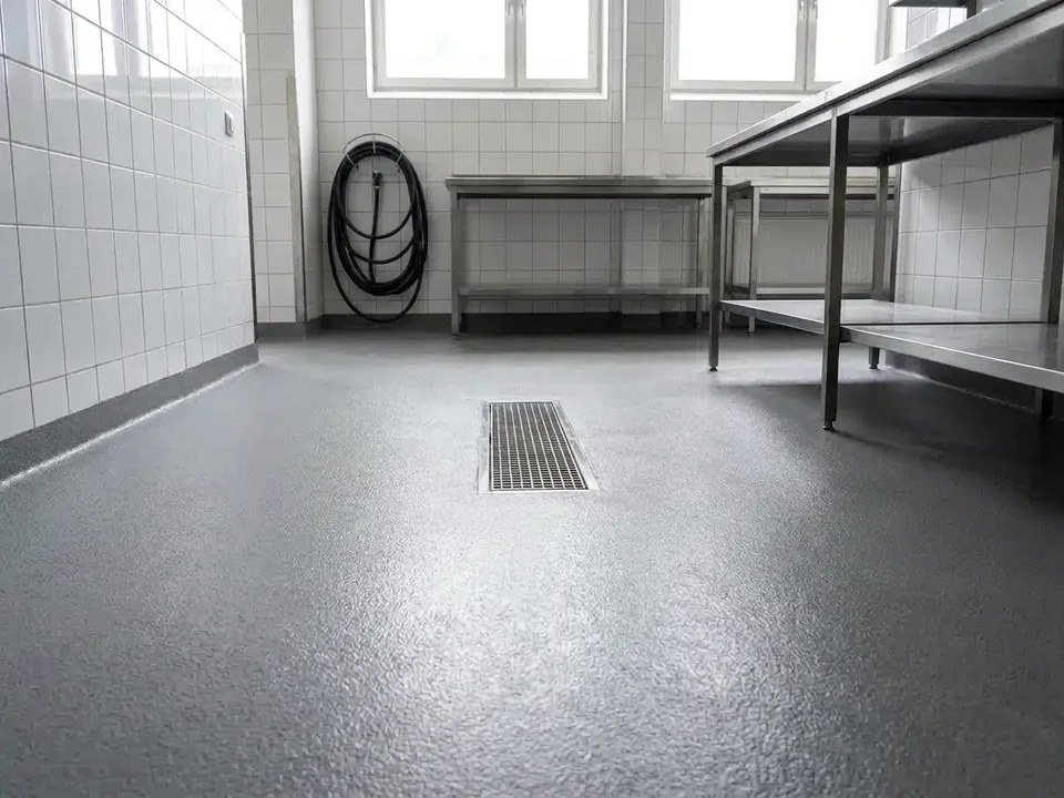 Storkök i drift: slipning och 168 m hålkäl, Stockholm, Kongresshallen